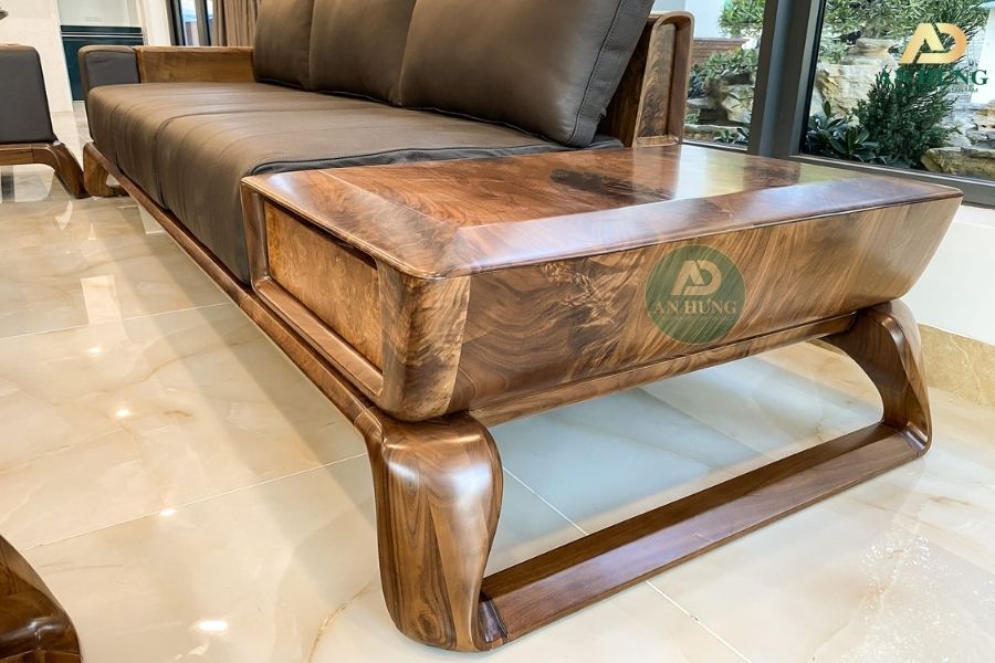 Sofa gỗ óc chó có đặc tính chống cong vênh, mối mọt ưu việt