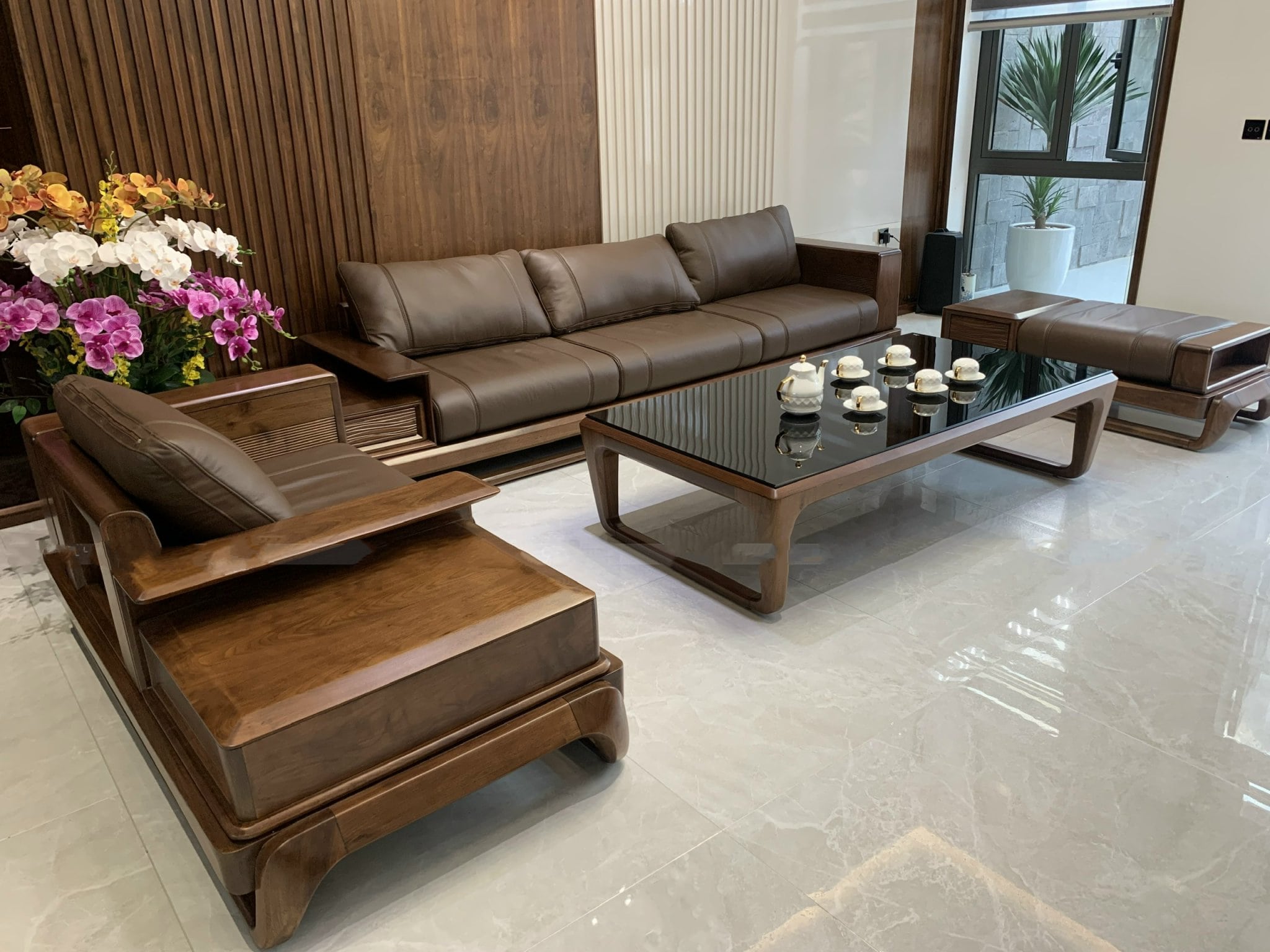 Sofa gỗ chữ U đơn giản, nhỏ gọn