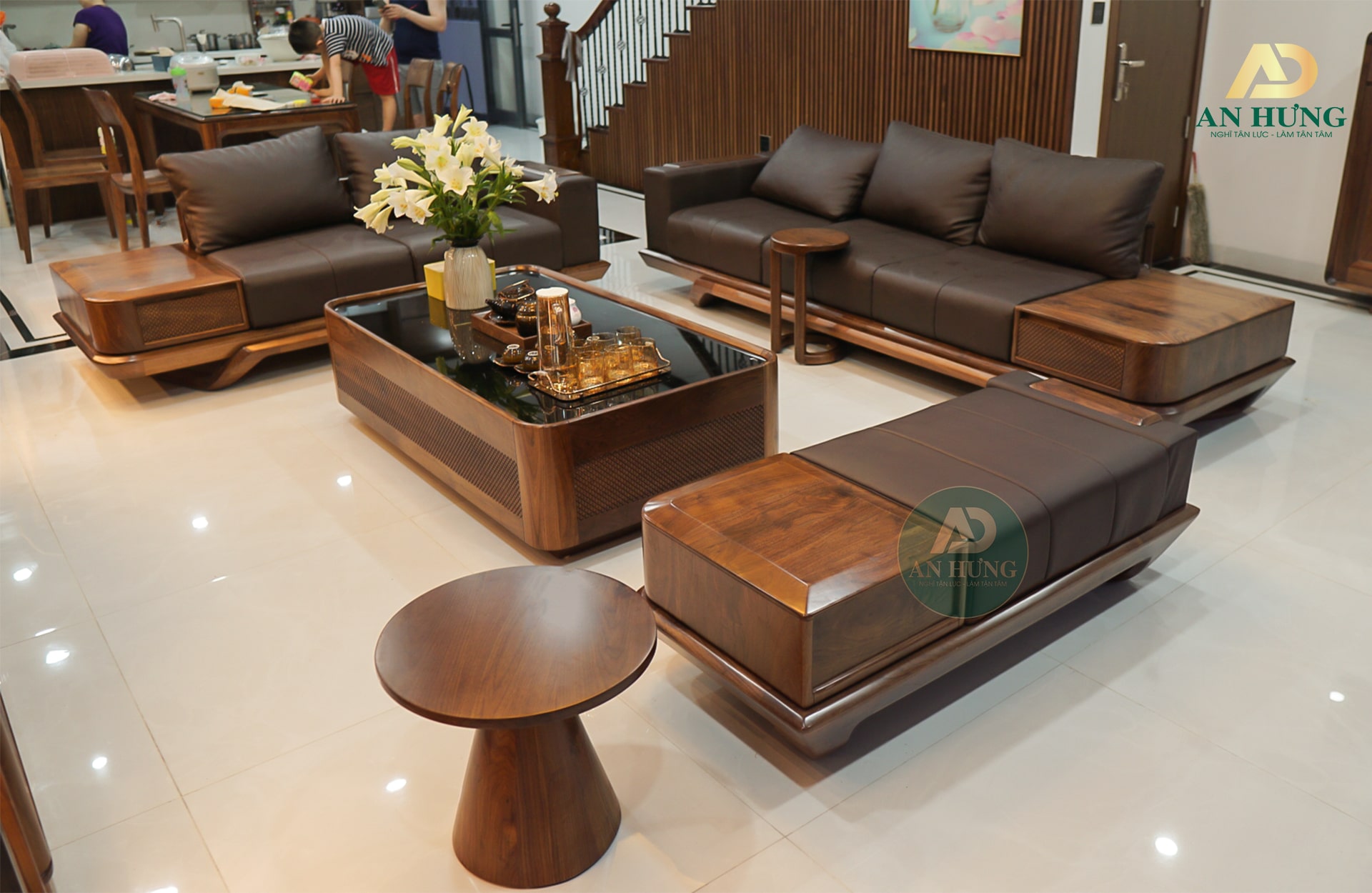Sofa gỗ sang trọng, hiện đại - SFG71