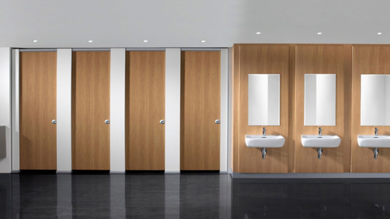                        Vách ngăn toilet bằng MDF có khả năng chống ẩm tốt