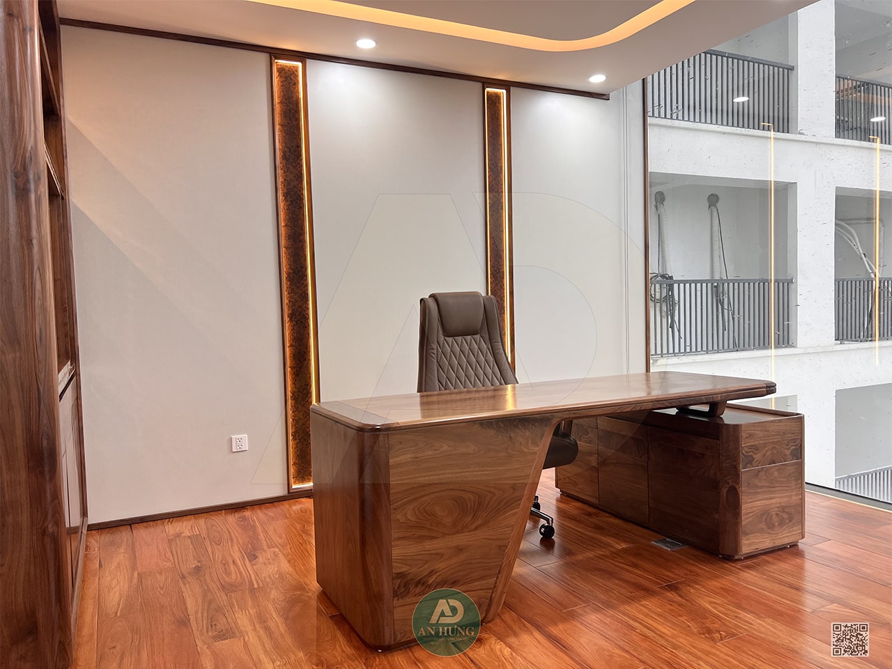 Kiểu dáng bàn làm việc được ưa chuộng sử dụng trong những năm gần đây